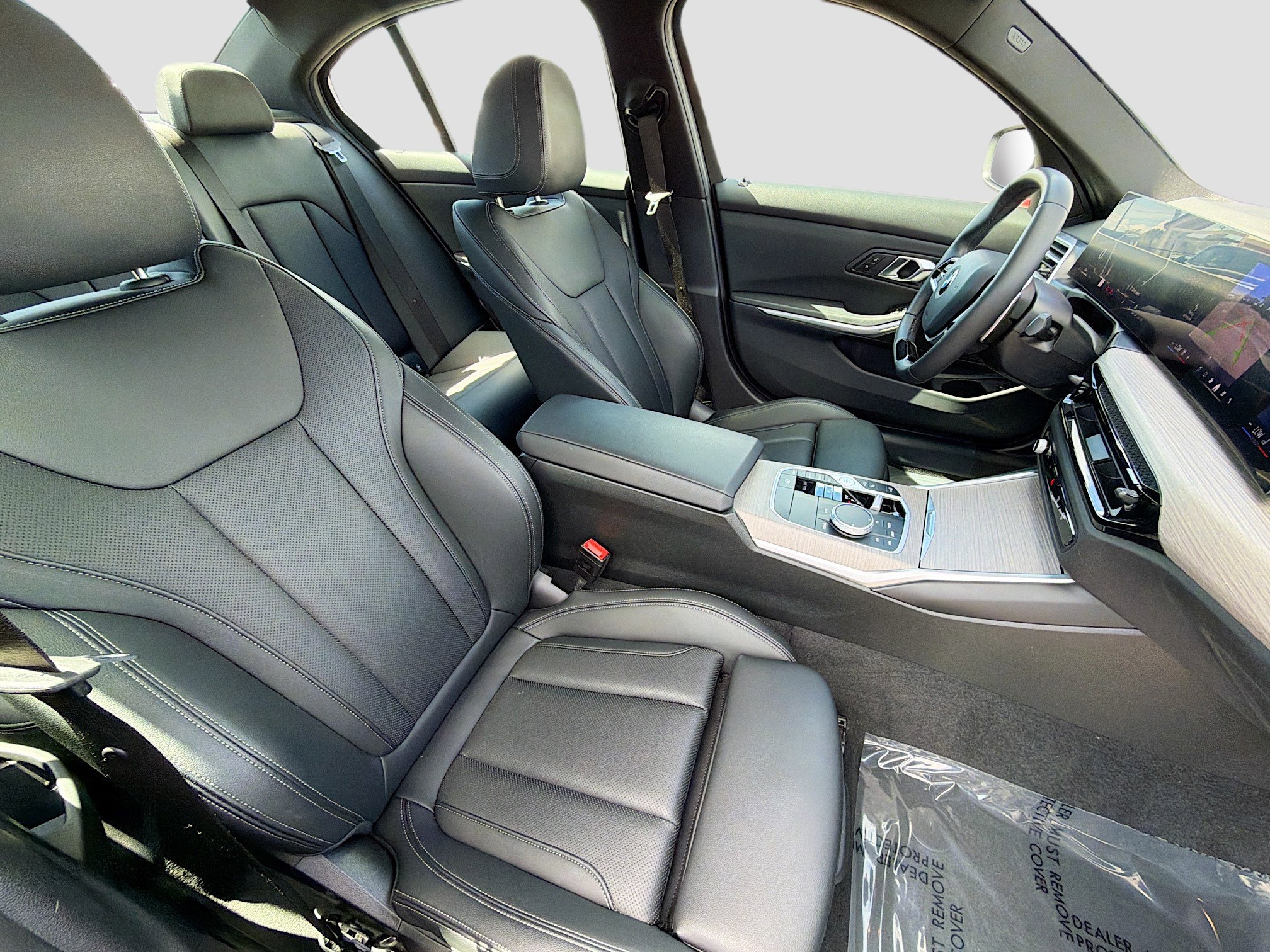 Used 2025 BMW 330i Sedan image 14