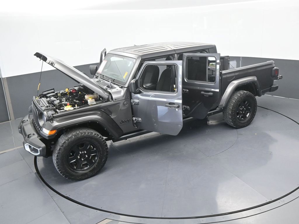 Used 2022 Jeep Gladiator Sport image 57