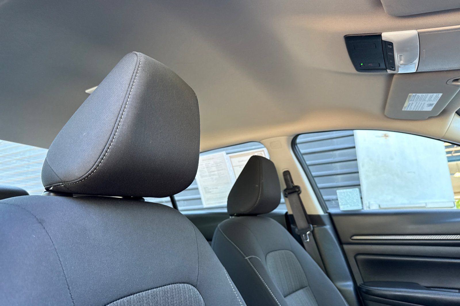 Used 2025 Nissan Altima 2.5 SV FWD image 17
