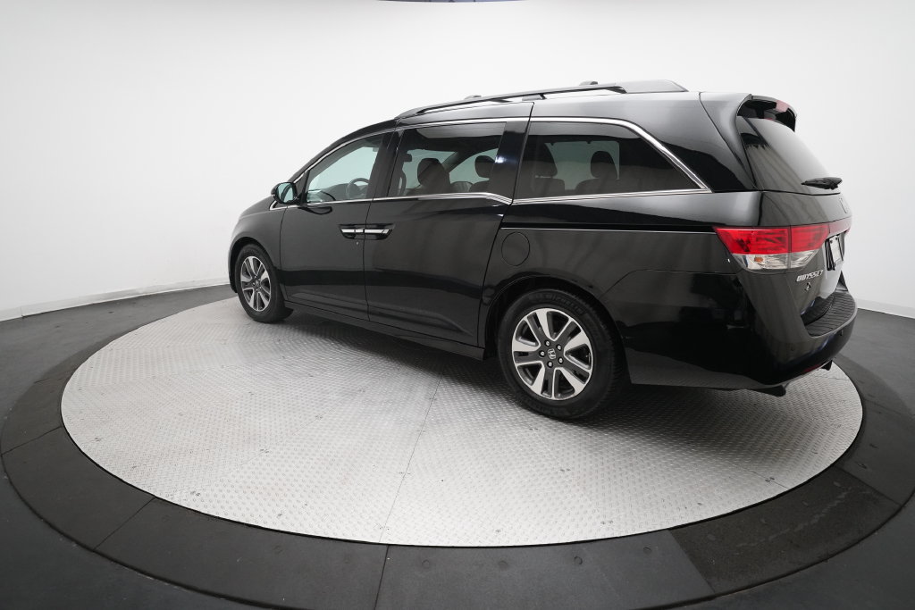 Used 2016 Honda Odyssey Touring image 37