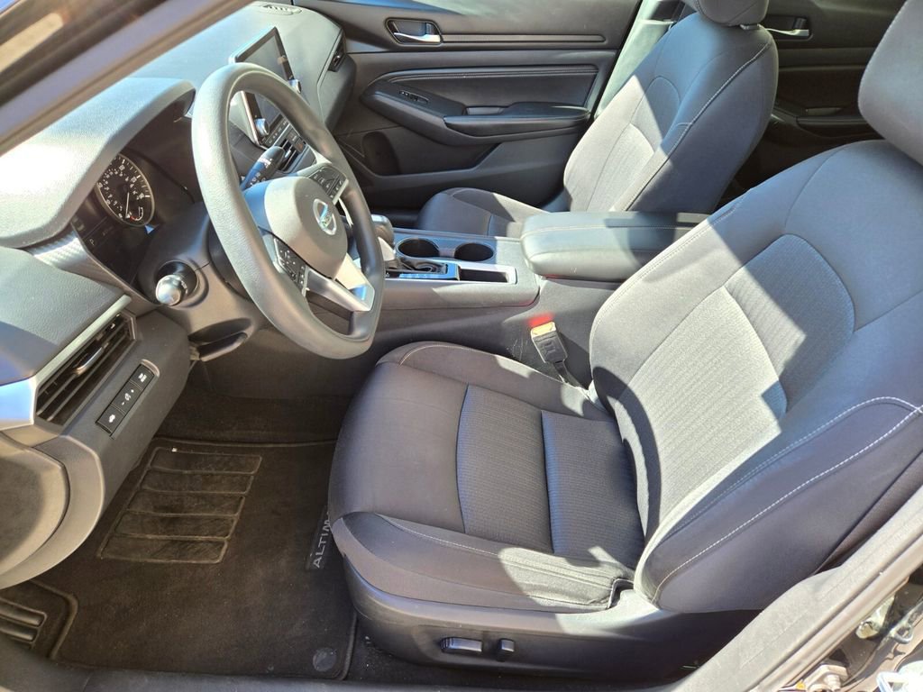 Used 2020 Nissan Altima 2.5 S image 6