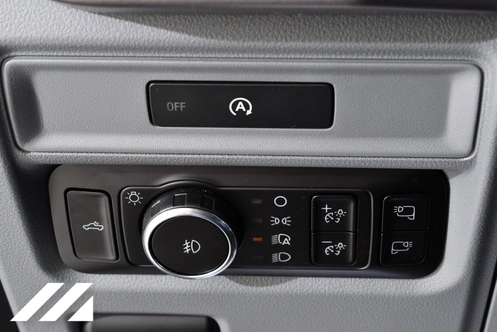 New 2025 Ford F150 XLT w/ Equipment Group 302A MID image 32