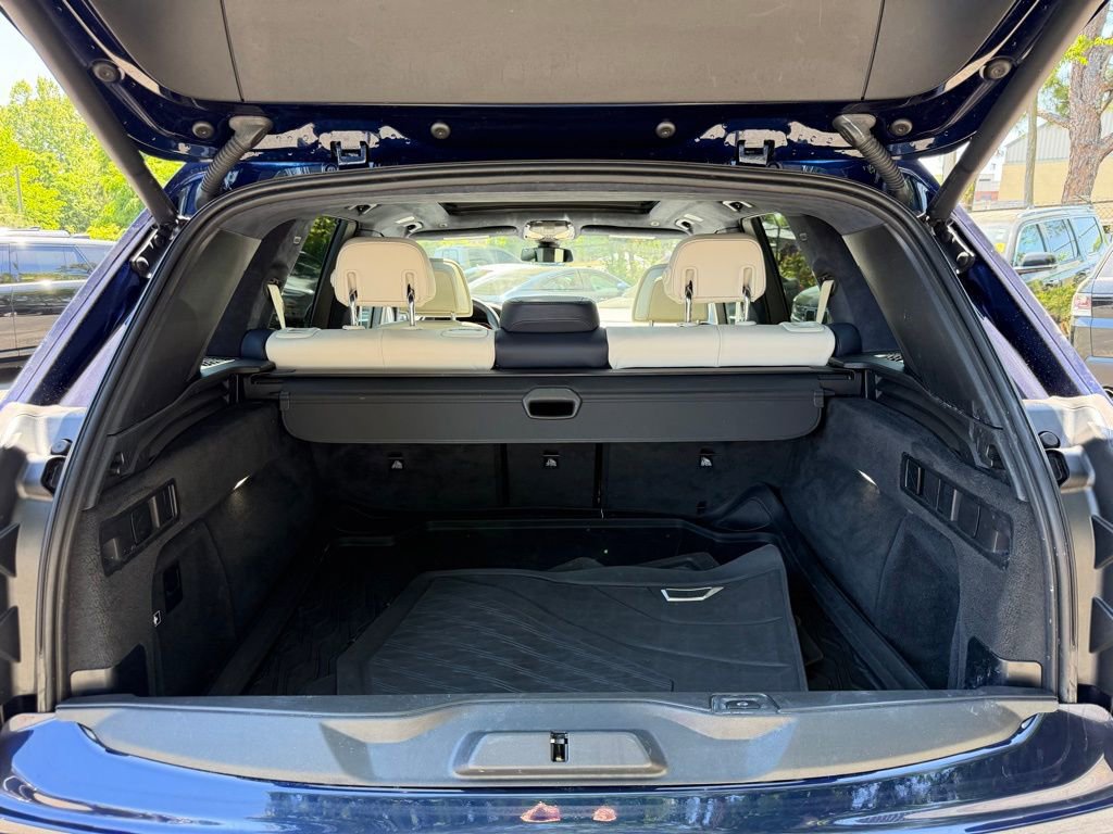Used 2021 BMW X5 M50i w/ Executive Package image 7