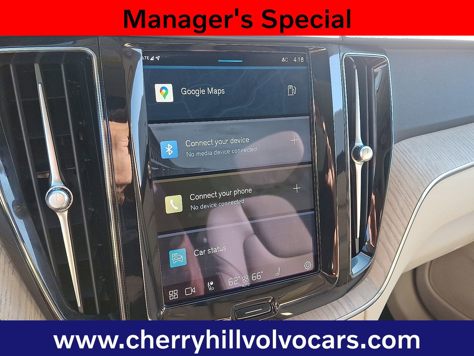 Certified 2023 Volvo XC60 B5 Plus w/ Climate Package image 17