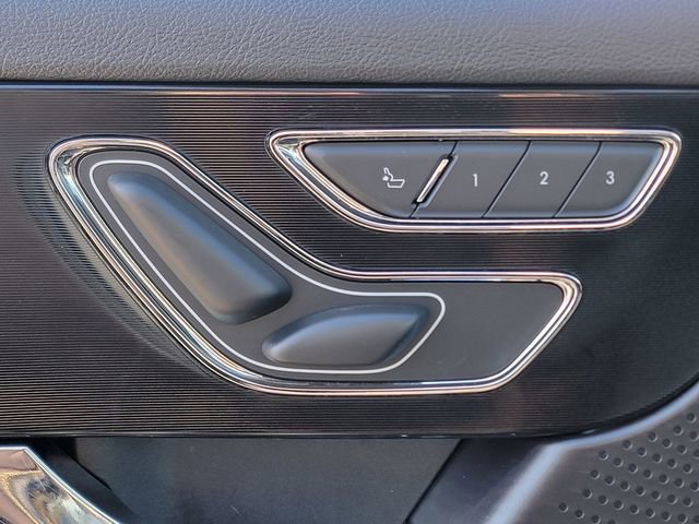 Certified 2024 Lincoln Corsair AWD w/ Equipment Group 101A image 4