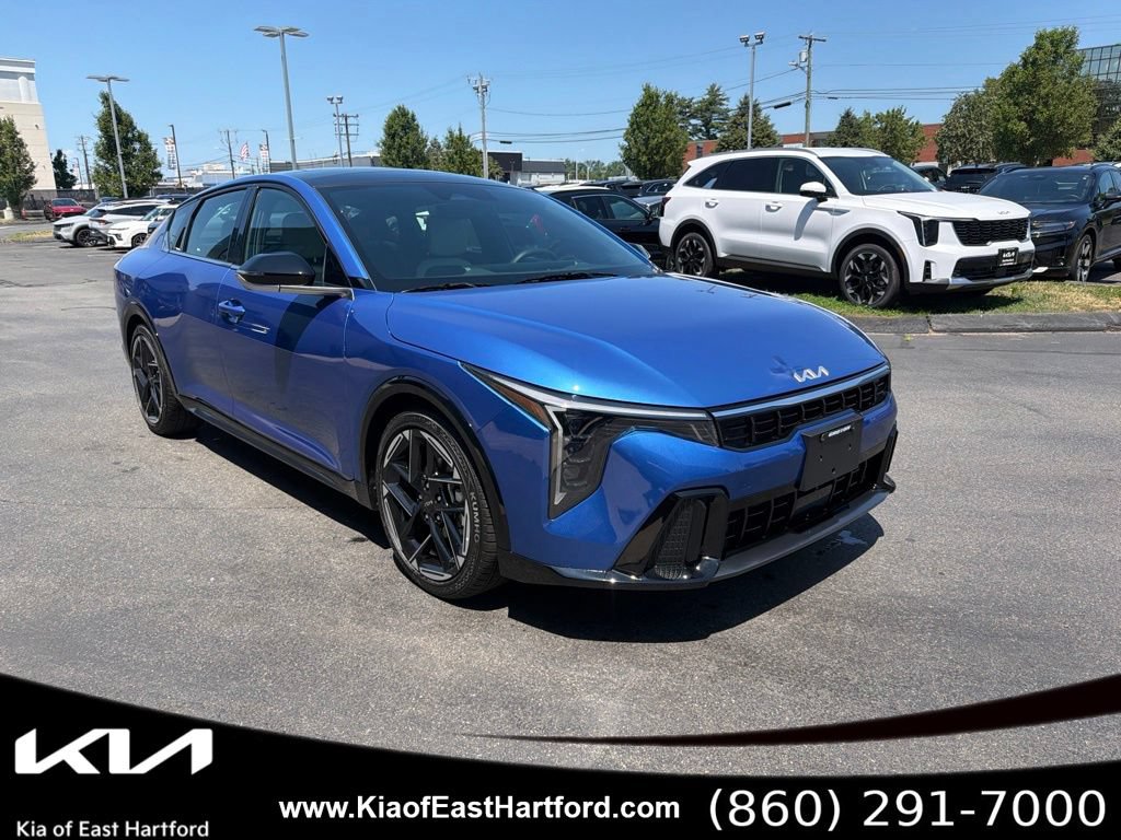 New 2026 Kia K4 GT-Line w/ GT-Line Sunroof Package FWD image 4