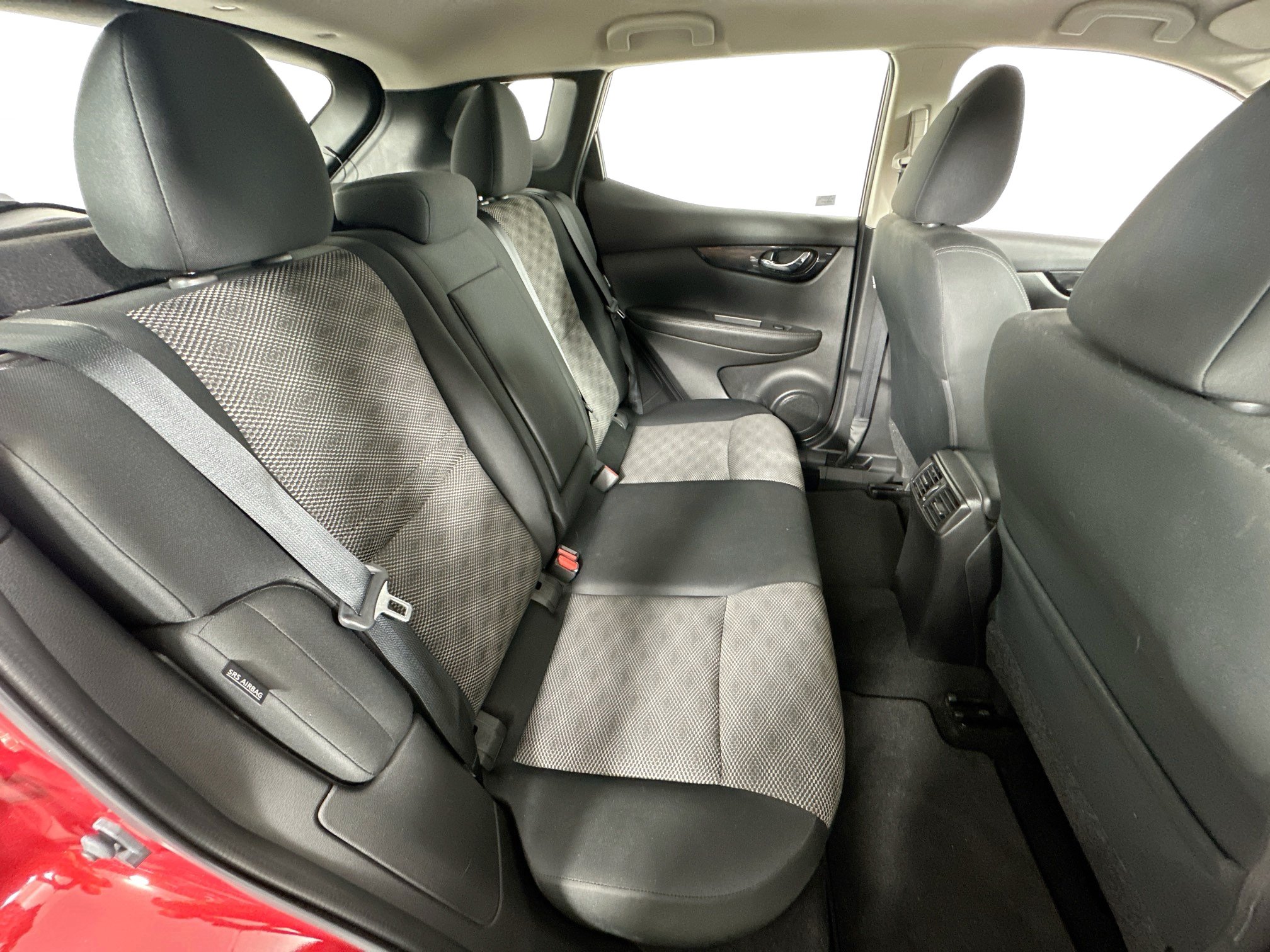 Used 2022 Nissan Rogue Sport SV FWD image 25