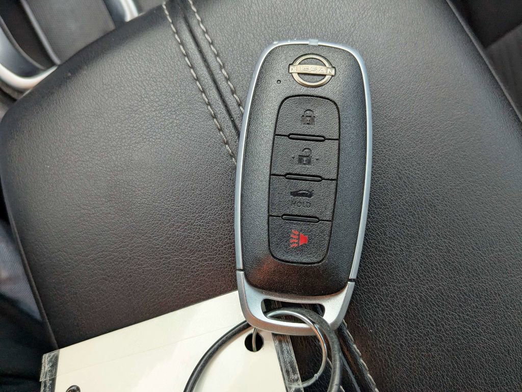 Used 2024 Nissan Sentra SV image 31