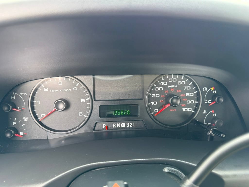 Used 2006 Ford F250 XL AWD/4WD image 15