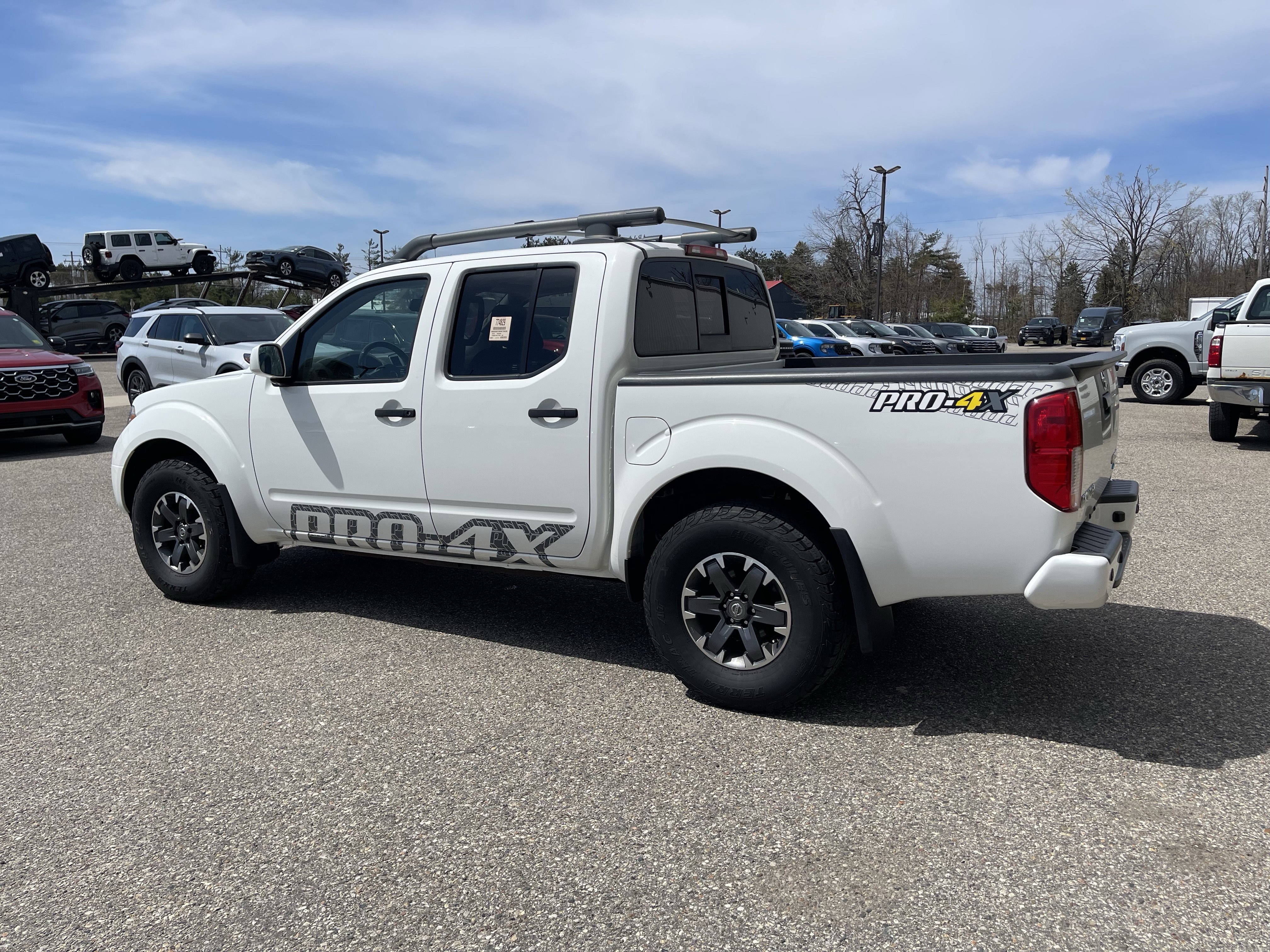 Used 2019 Nissan Frontier PRO-4X w/ Pro-4x Luxury Package AWD/4WD image 6