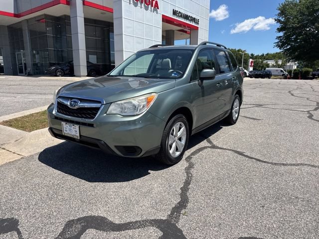 Used 2015 Subaru Forester 2.5i Premium AWD/4WD image 2