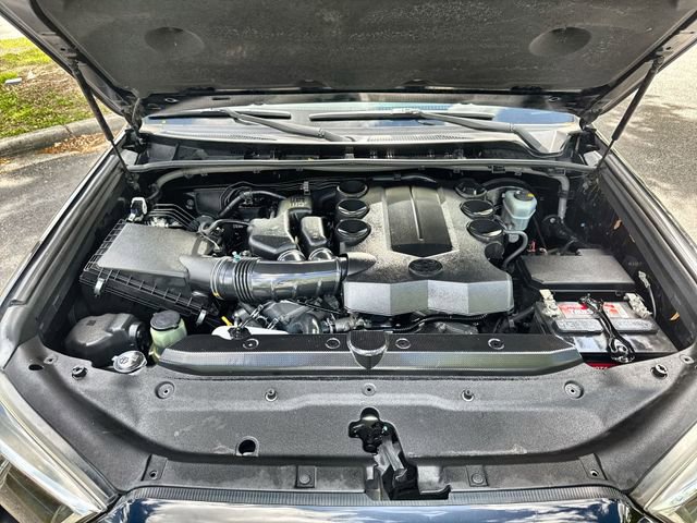 Used 2018 Toyota 4Runner SR5 Premium image 34