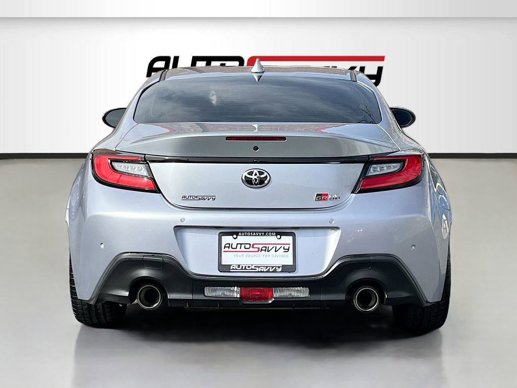Used 2025 Toyota GR86 Premium w/ ALL Weather Mat Package (TMS) image 6