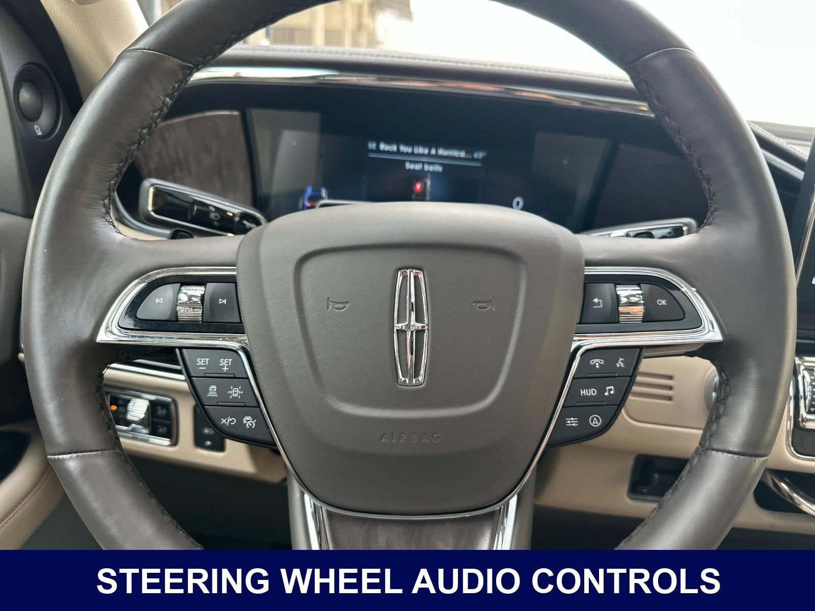 Used 2024 Lincoln Navigator L Reserve AWD/4WD image 29
