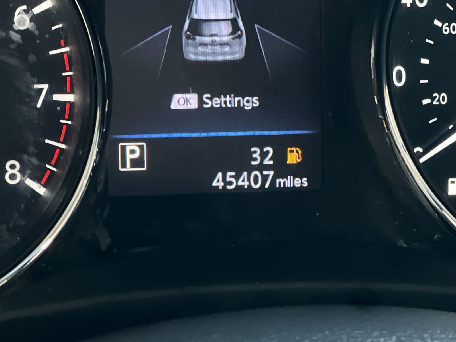 Used 2019 Nissan Rogue SV w/ Premium Package FWD image 27