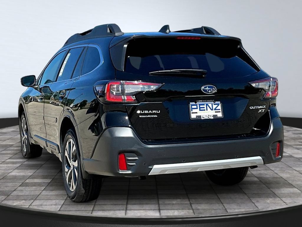 Used 2022 Subaru Outback Limited XT AWD/4WD image 5