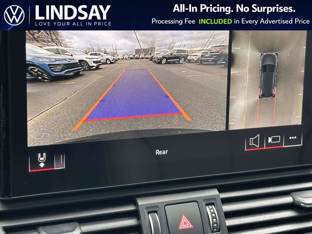 Used 2024 Audi Q5 e Premium Plus w/ Premium Plus Package image 17