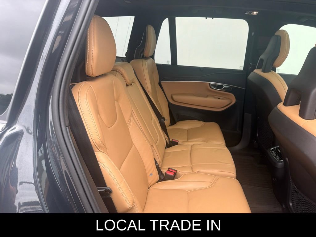 Used 2022 Volvo XC90 T6 Inscription w/ Lounge Package AWD/4WD image 12