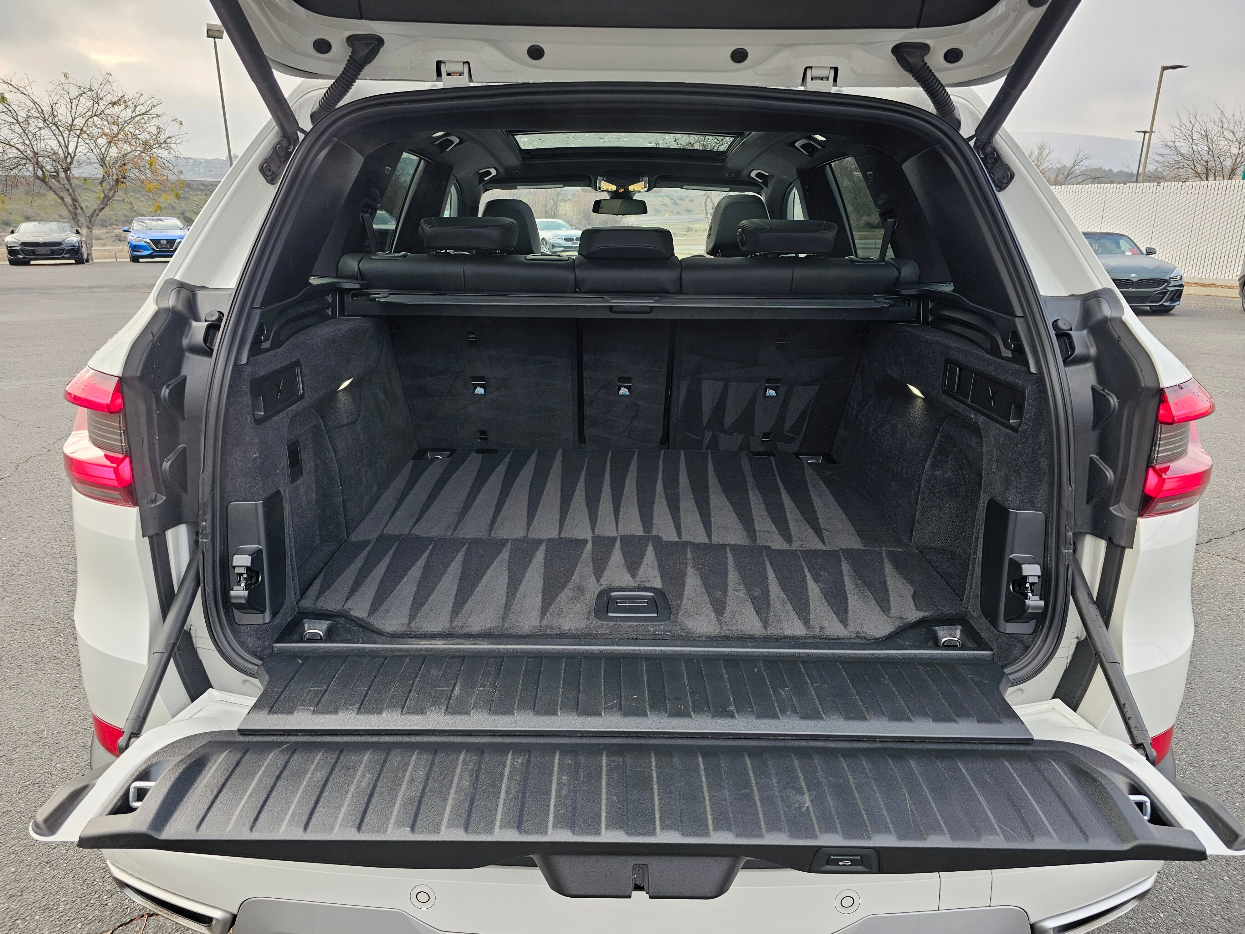 Certified 2022 BMW X5 xDrive40i w/ Parking Assistance Package image 30