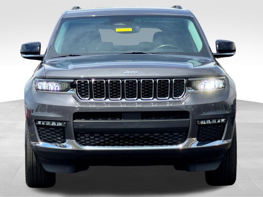 Used 2022 Jeep Grand Cherokee L Limited w/ MOPAR Finishing Package AWD/4WD image 2