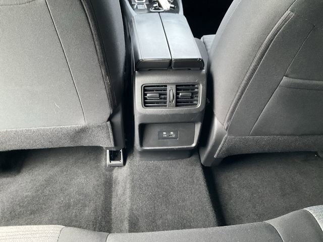 Certified 2023 Nissan Rogue SV image 29