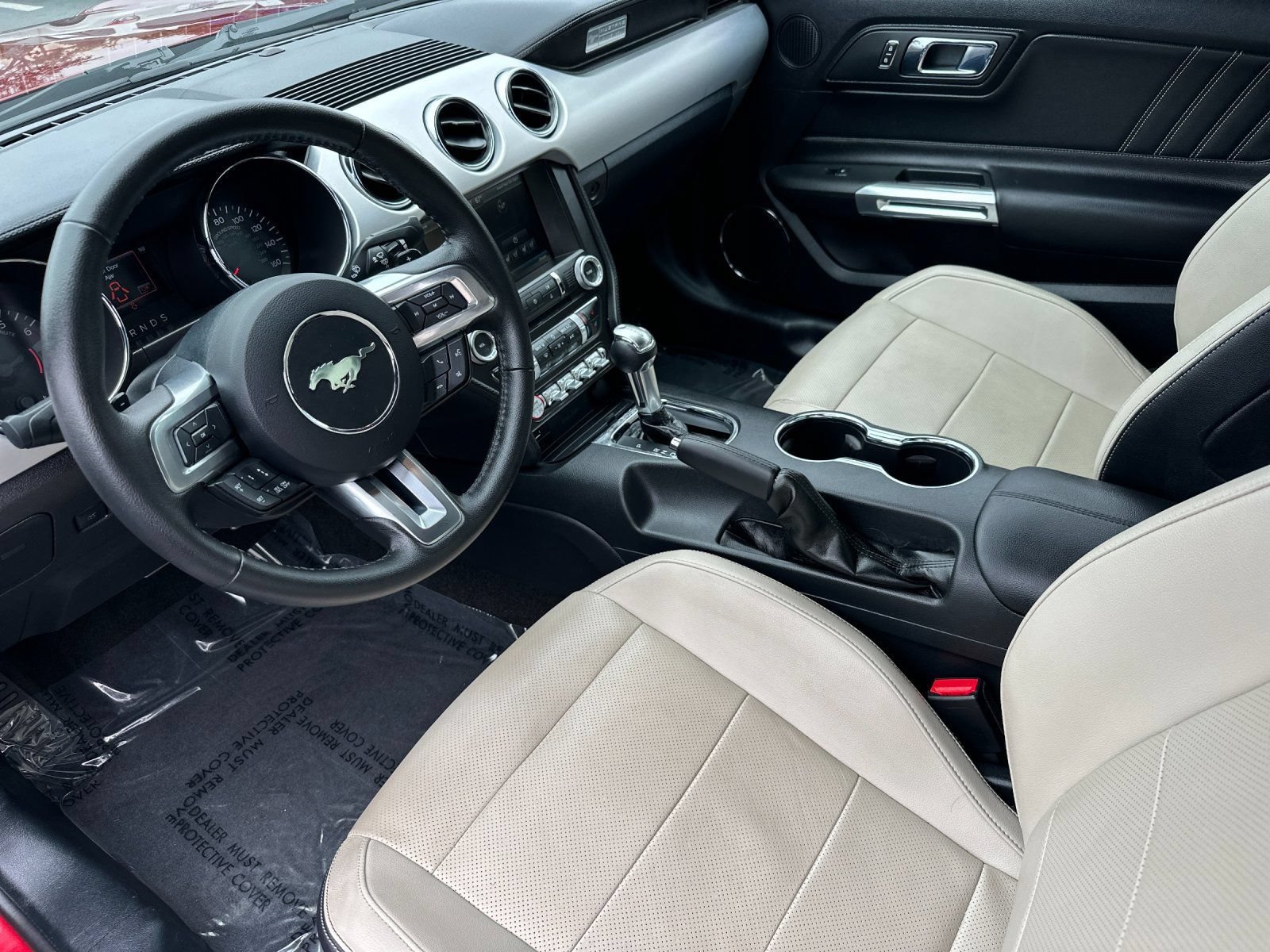 Used 2015 Ford Mustang GT Premium RWD image 10