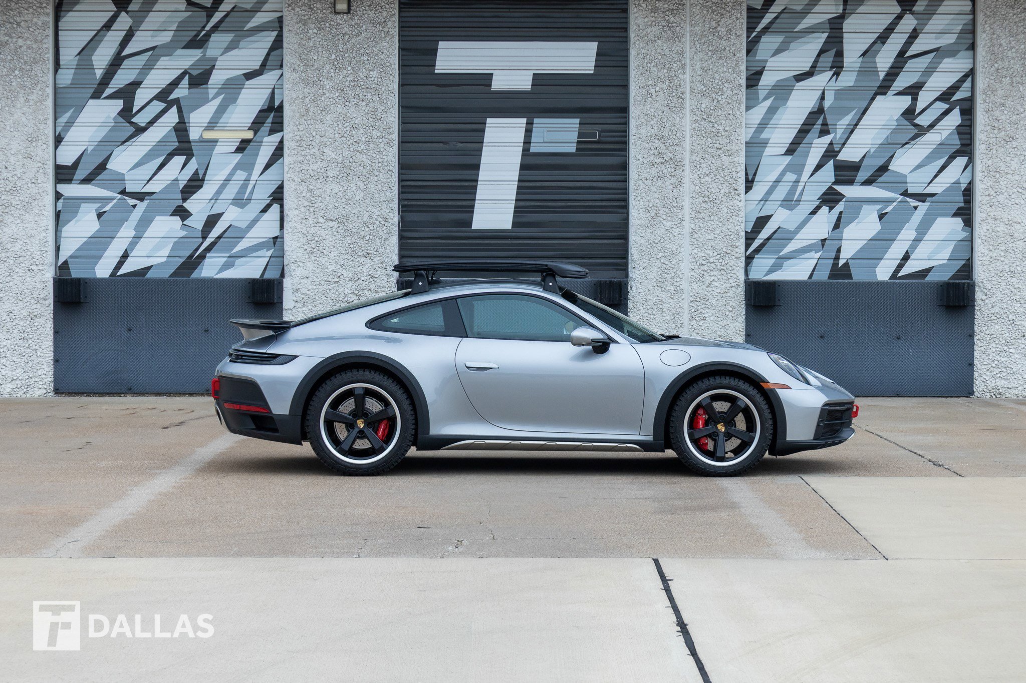Used 2024 Porsche 911 Dakar AWD/4WD image 17