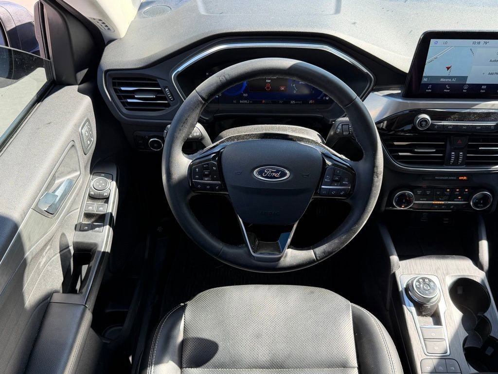 Used 2022 Ford Escape Titanium w/ Class II Trailer Tow Package image 10