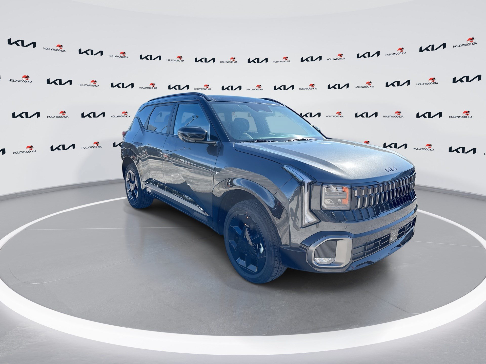 New 2027 Kia Seltos X-Line S w/ X-Line S Premium Package AWD/4WD image 2