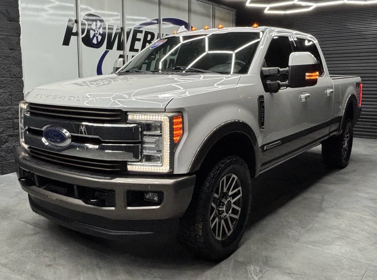 Used 2019 Ford F250 King Ranch w/ King Ranch Ultimate Package AWD/4WD image 3