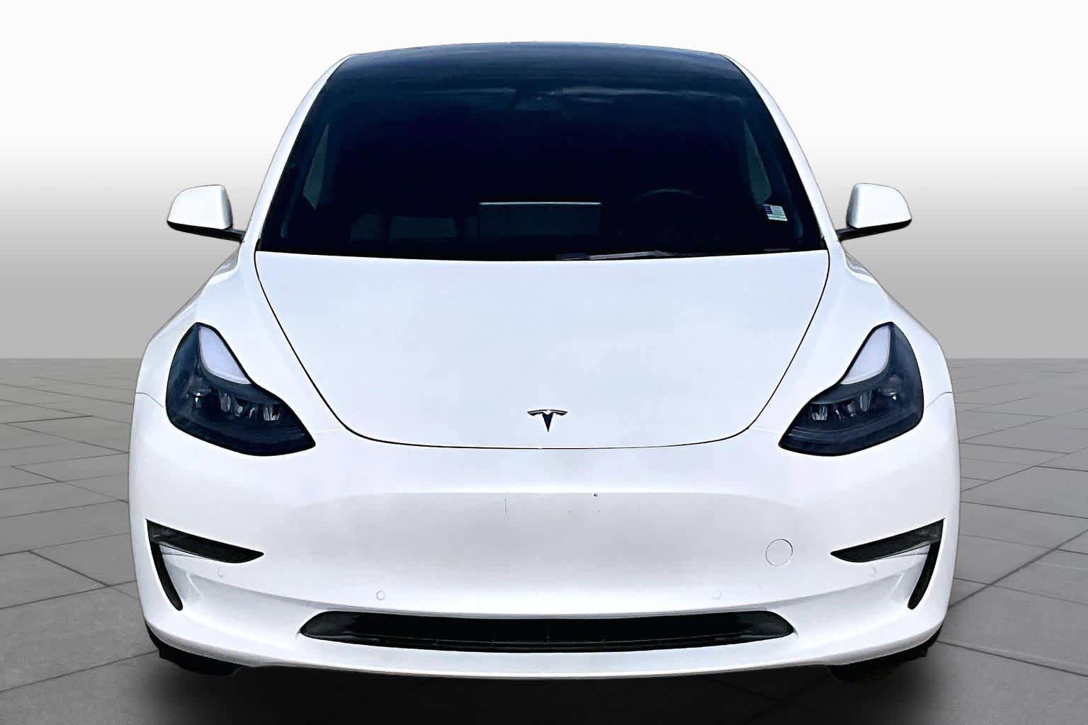 Used 2022 Tesla Model 3 Long Range AWD/4WD image 3