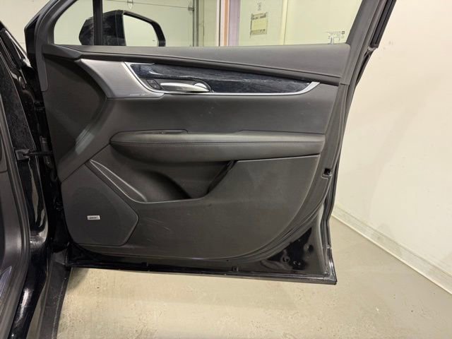 Used 2025 Cadillac XT5 Premium Luxury image 27