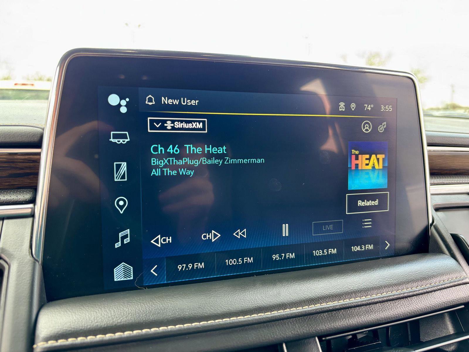 Used 2023 Chevrolet Suburban Premier image 30