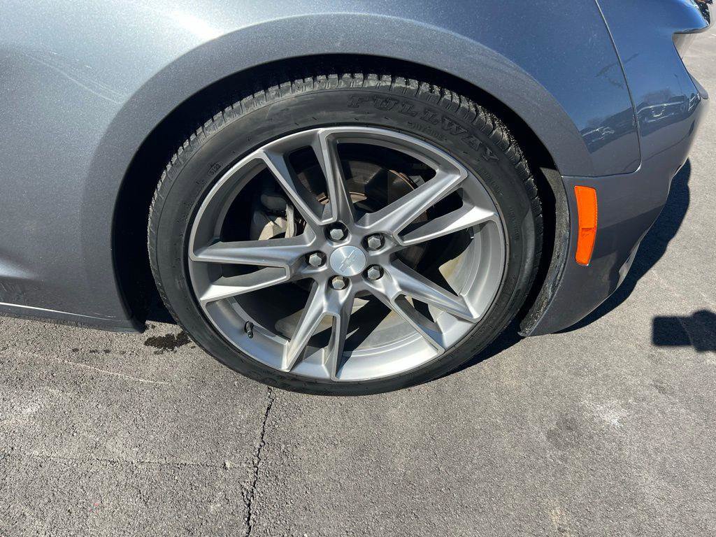 Used 2019 Chevrolet Camaro LT w/ RS Package image 12