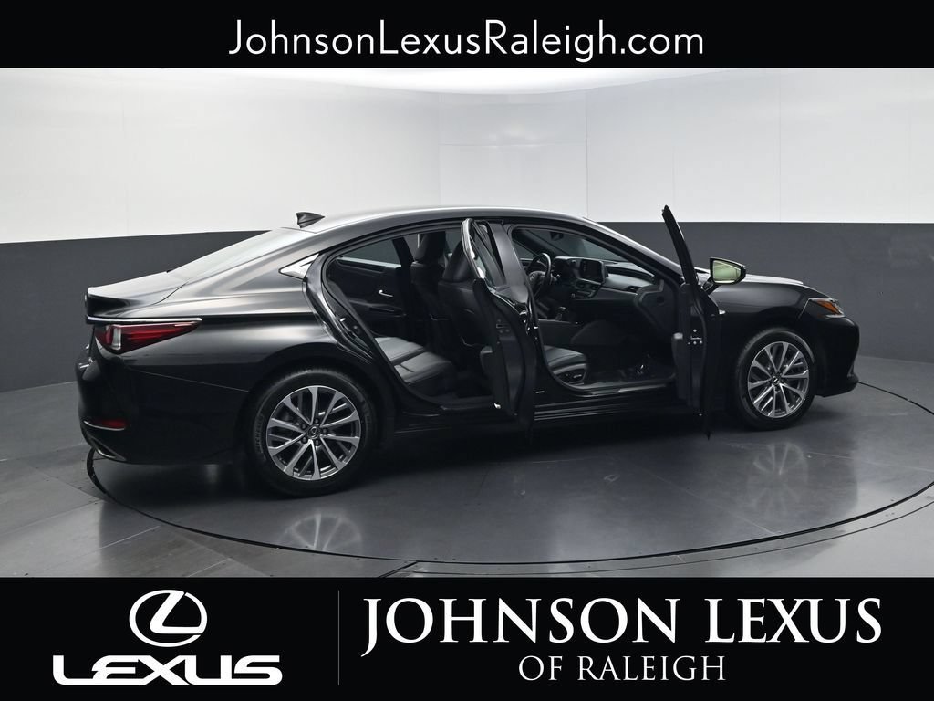 Used 2023 Lexus ES 350 w/ Accessory Package (Z1) FWD image 32