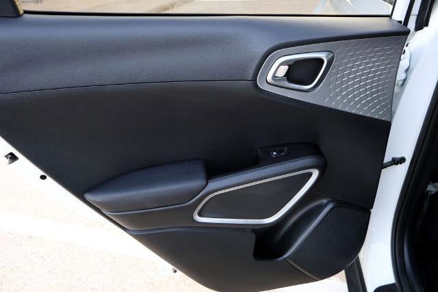 Used 2023 Kia Soul LX w/ Option Group 015 image 11