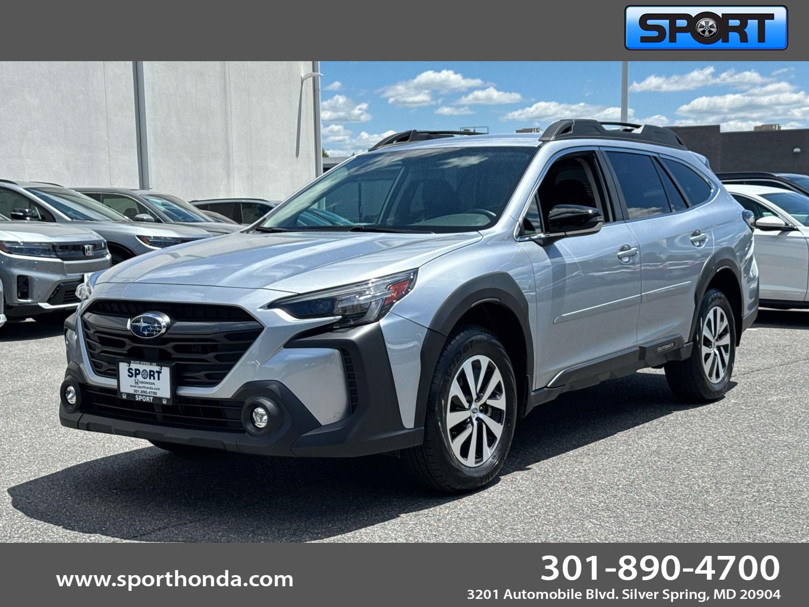 Used 2025 Subaru Outback Premium AWD/4WD image 1