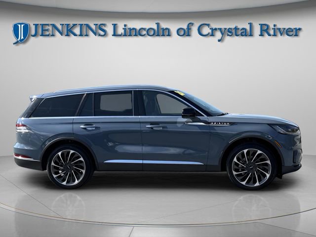 New 2026 Lincoln Aviator Reserve image 7