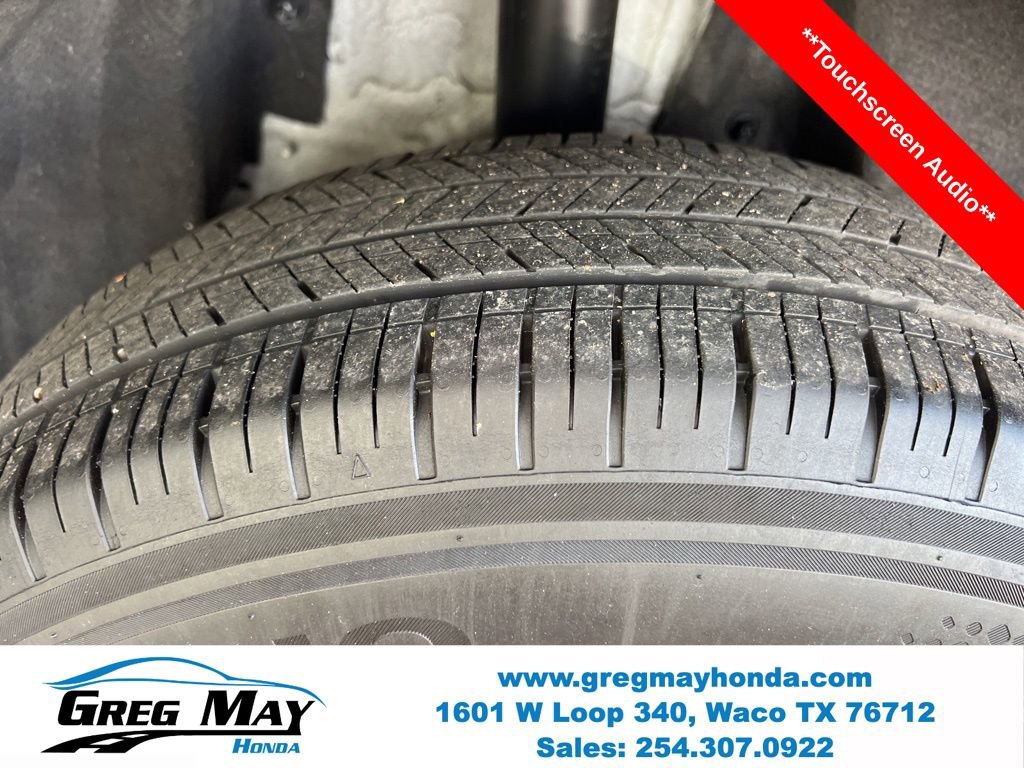 Used 2025 Nissan Kicks S image 10