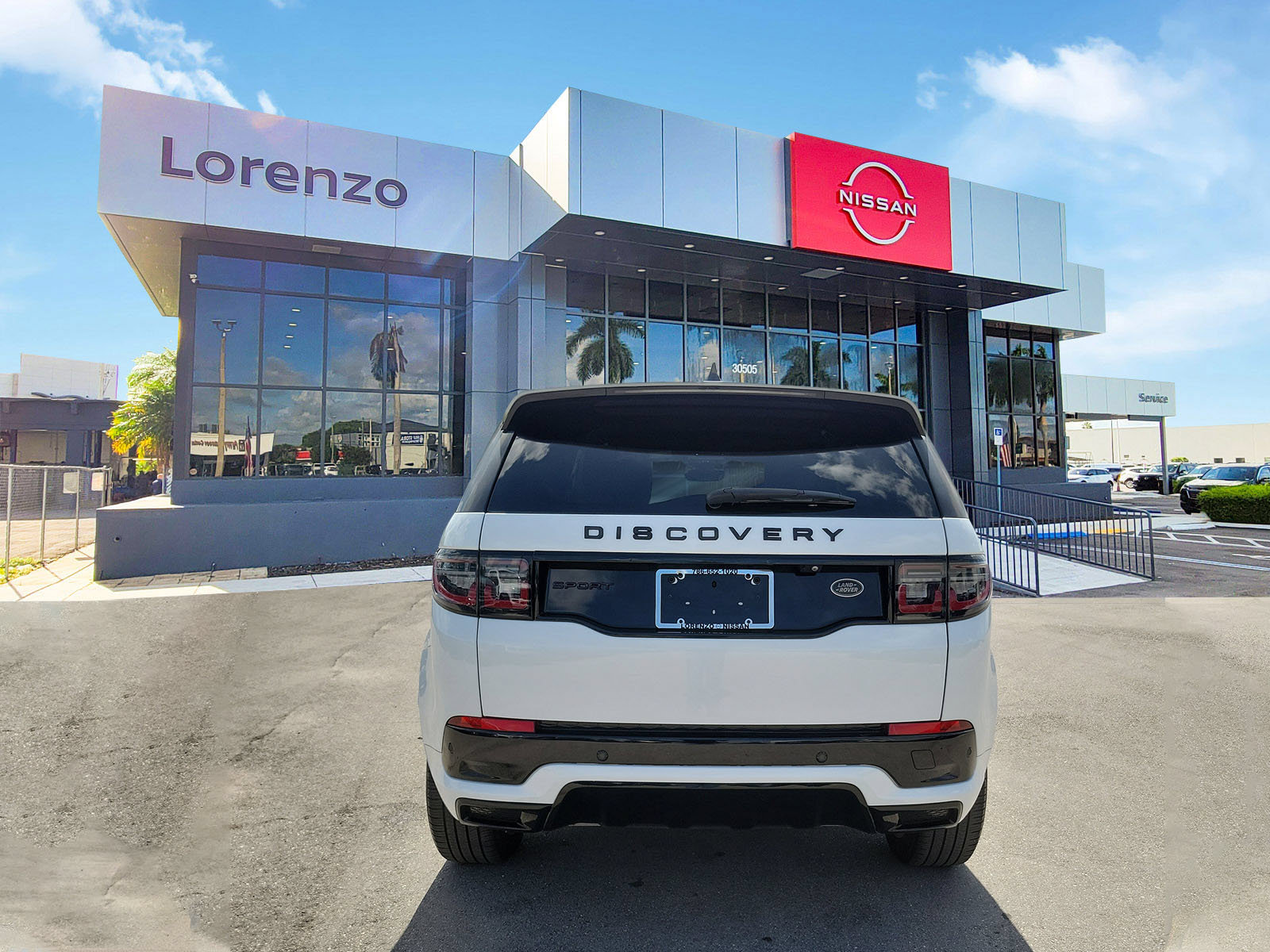 Used 2023 Land Rover Discovery Sport S R-Dynamic AWD/4WD image 6