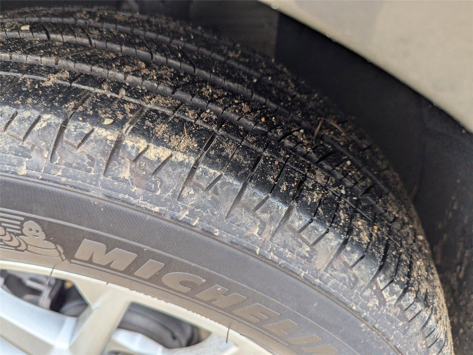 Used 2024 Chevrolet Equinox LT image 11