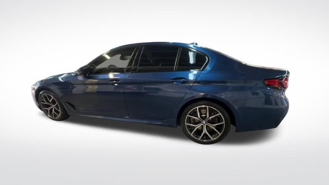 Used 2022 BMW 530i w/ M Sport Package RWD image 6