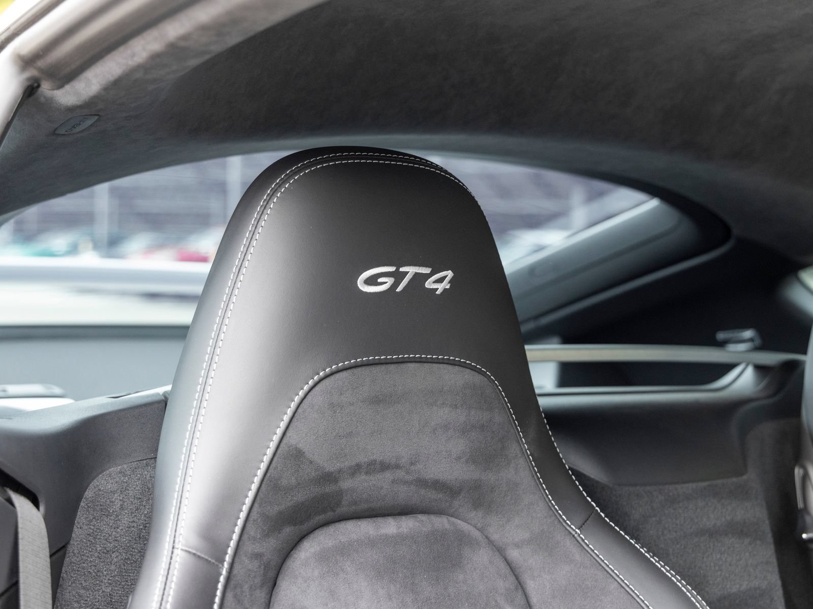 Certified 2020 Porsche 718 Cayman GT4 RWD image 60