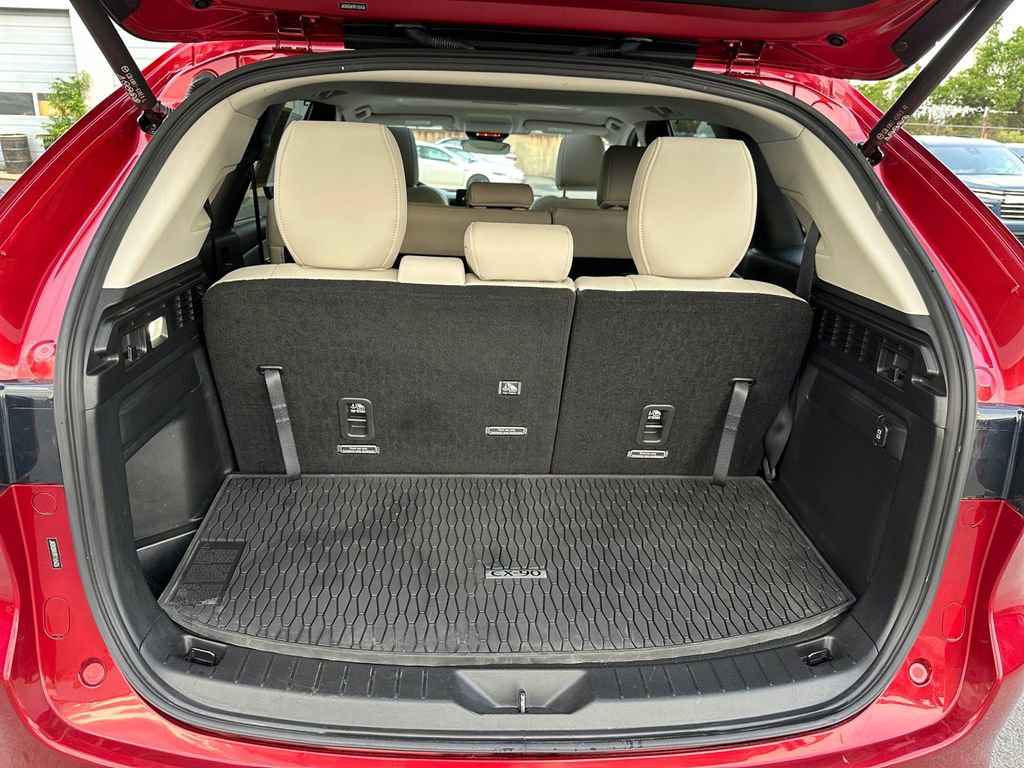 Used 2024 MAZDA CX-90 Plug-In Hybrid w/ Preferred AWD/4WD image 29