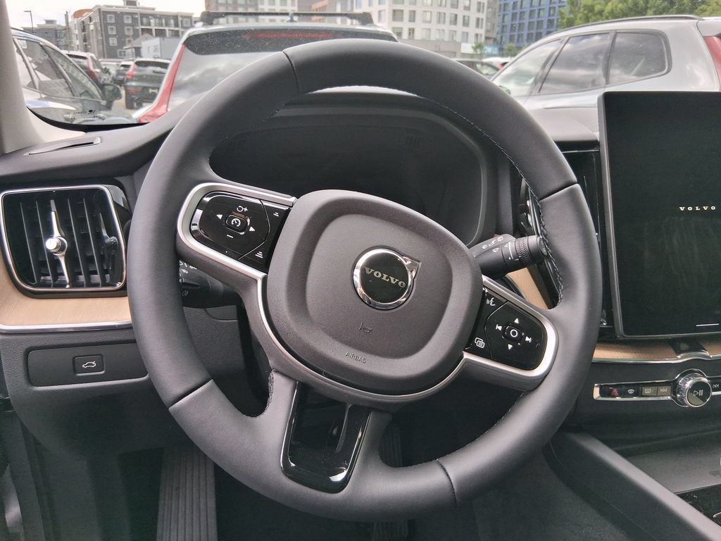 New 2026 Volvo XC60 B5 Plus w/ Protection Package Premier AWD/4WD image 12