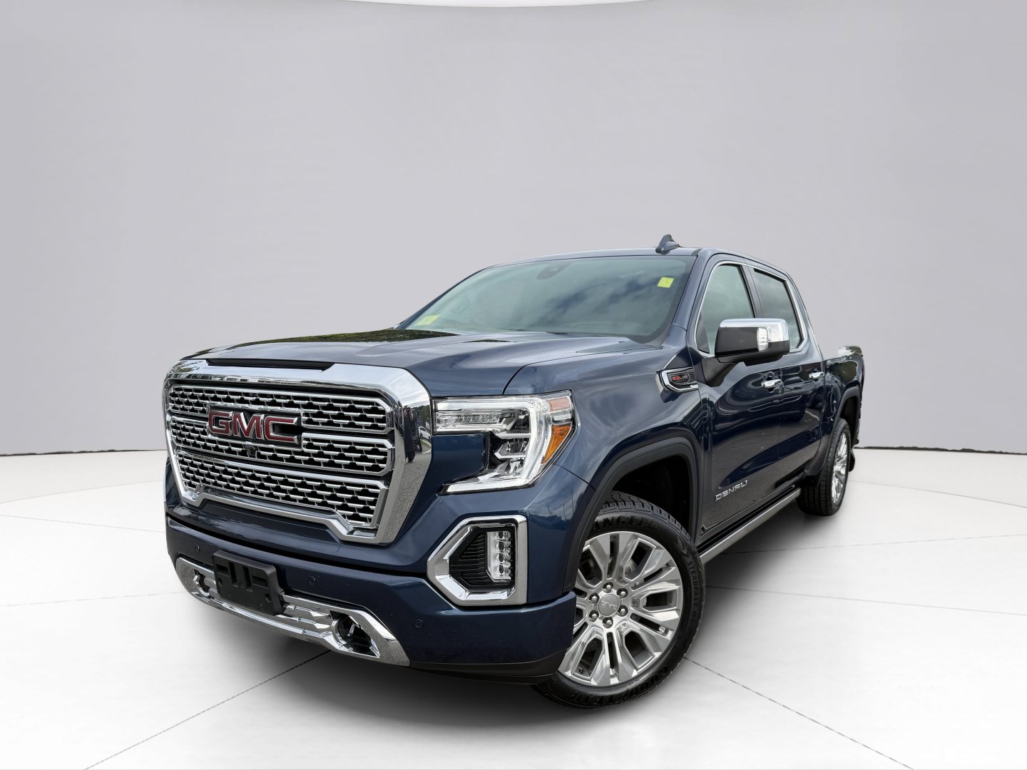 Used 2021 GMC Sierra 1500 Denali w/ Denali Ultimate Package AWD/4WD image 1