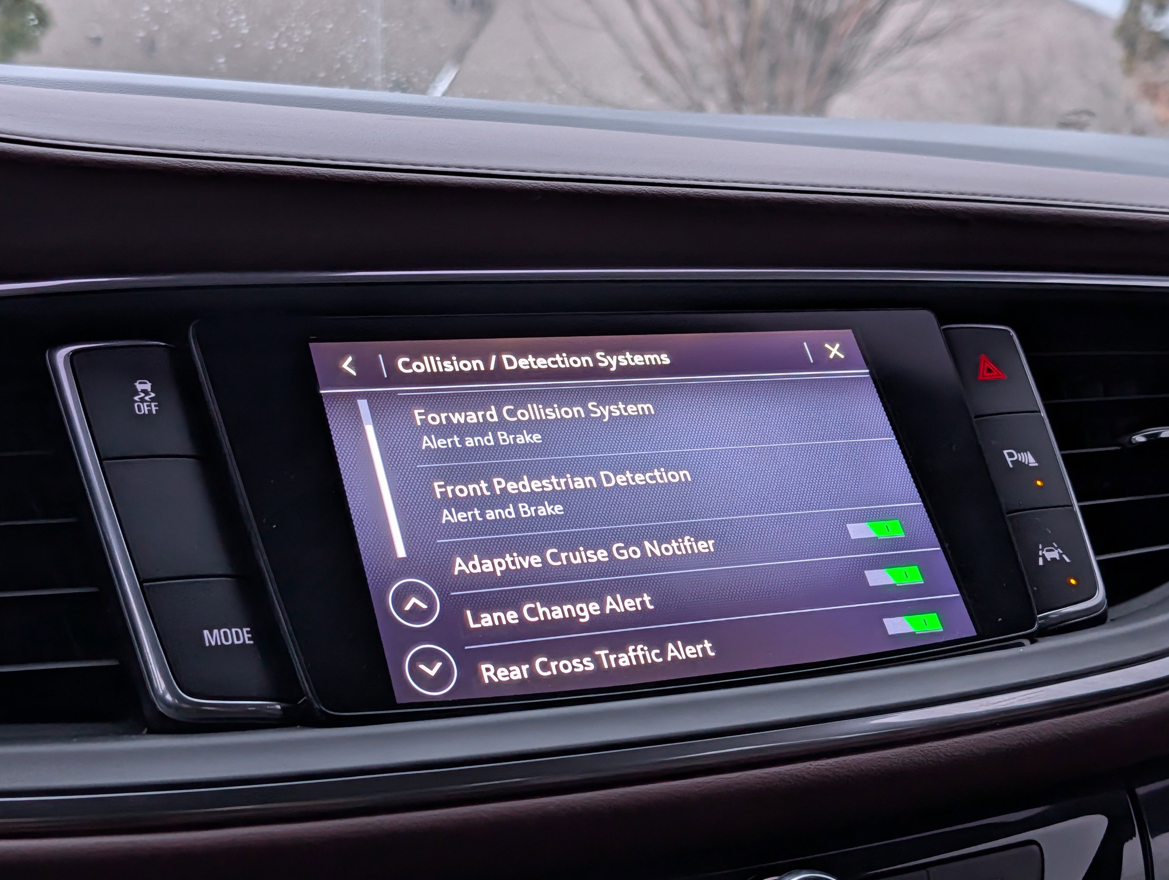 Used 2020 Buick Enclave Avenir w/ Avenir Technology Package image 22