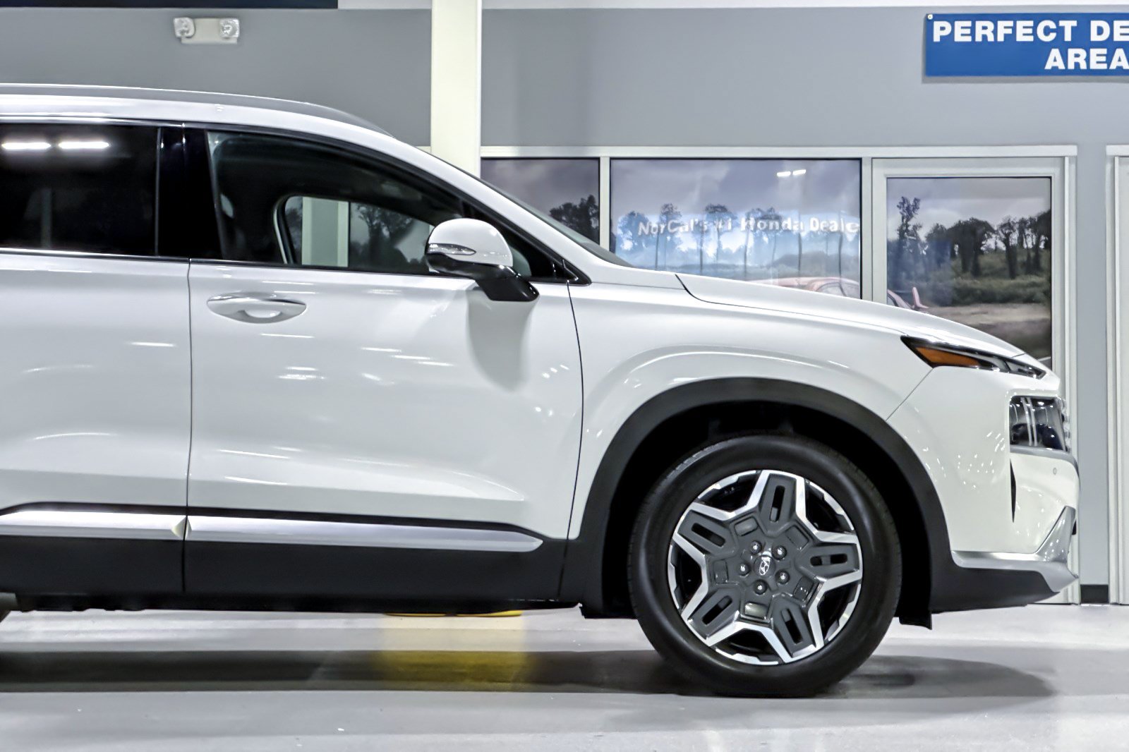Used 2023 Hyundai Santa Fe Limited FWD image 36