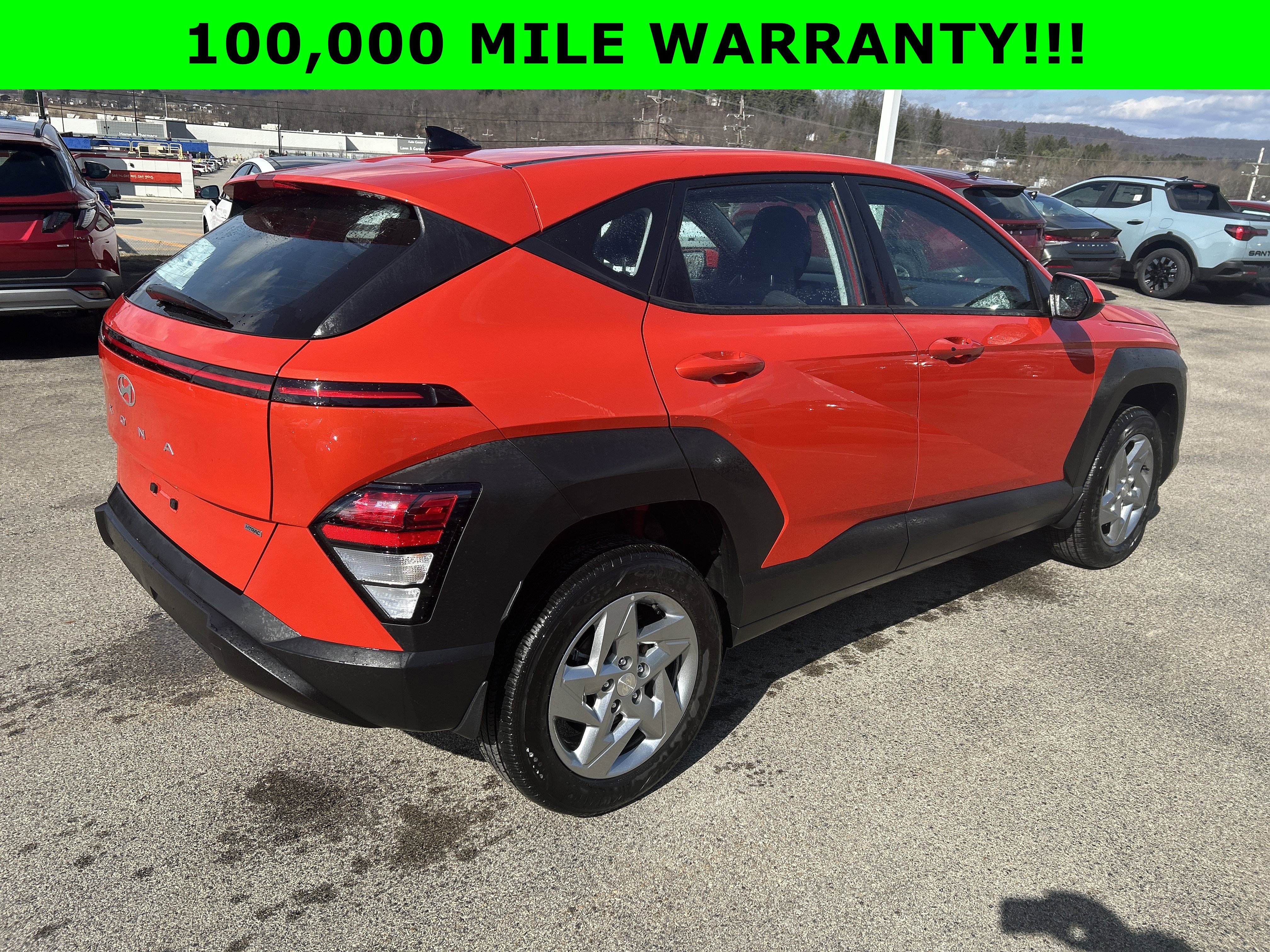 Certified 2025 Hyundai Kona SE image 8