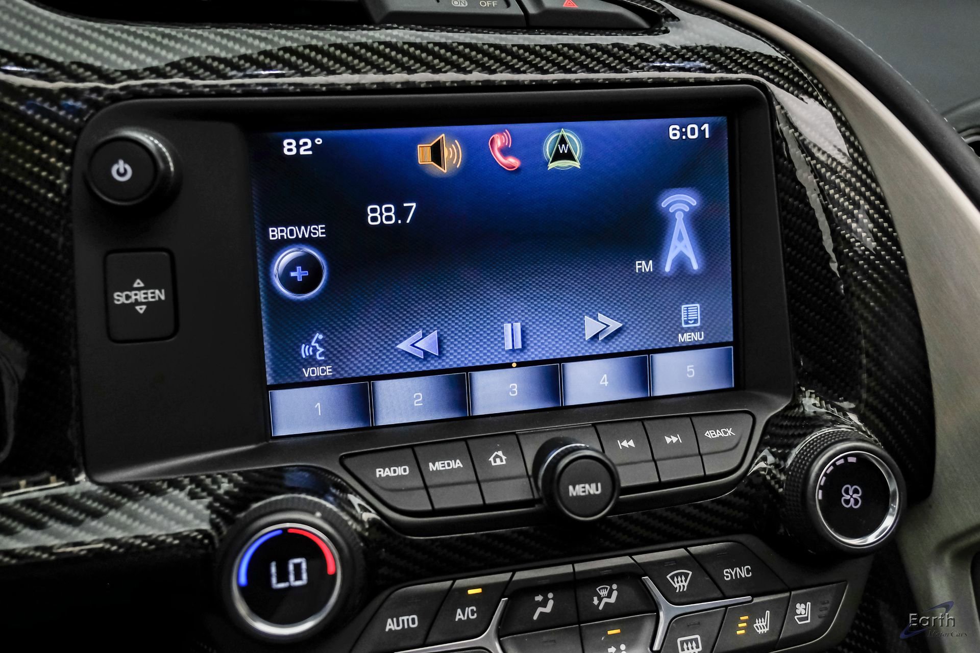 Used 2015 Chevrolet Corvette Z06 w/ 3LZ Preferred Equipment Group image 81